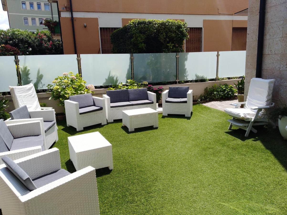 Hotel Orchidea Bardolino Exterior photo