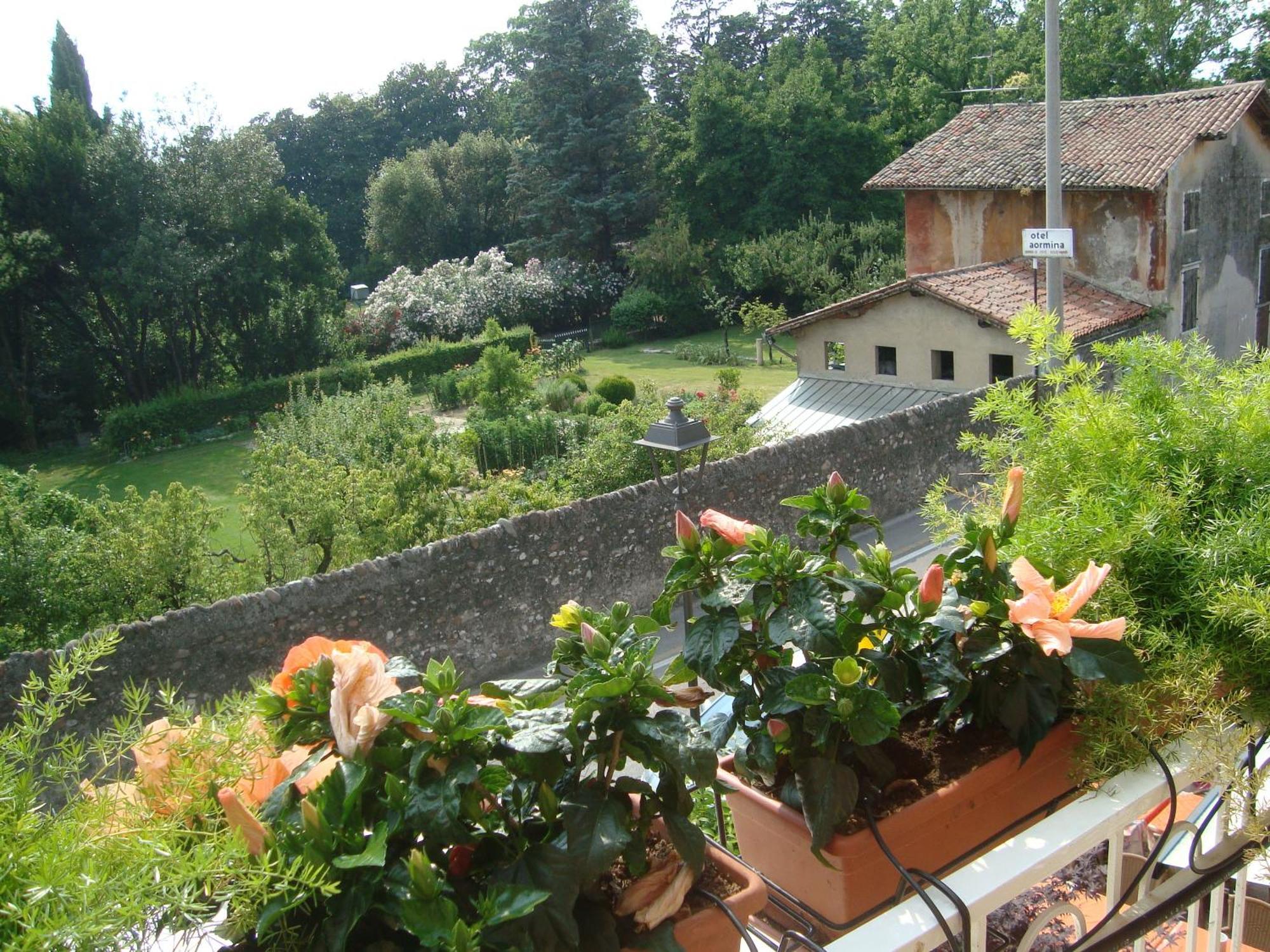 Hotel Orchidea Bardolino Exterior photo